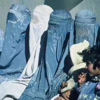 Group_of_Women_Wearing_Burkas